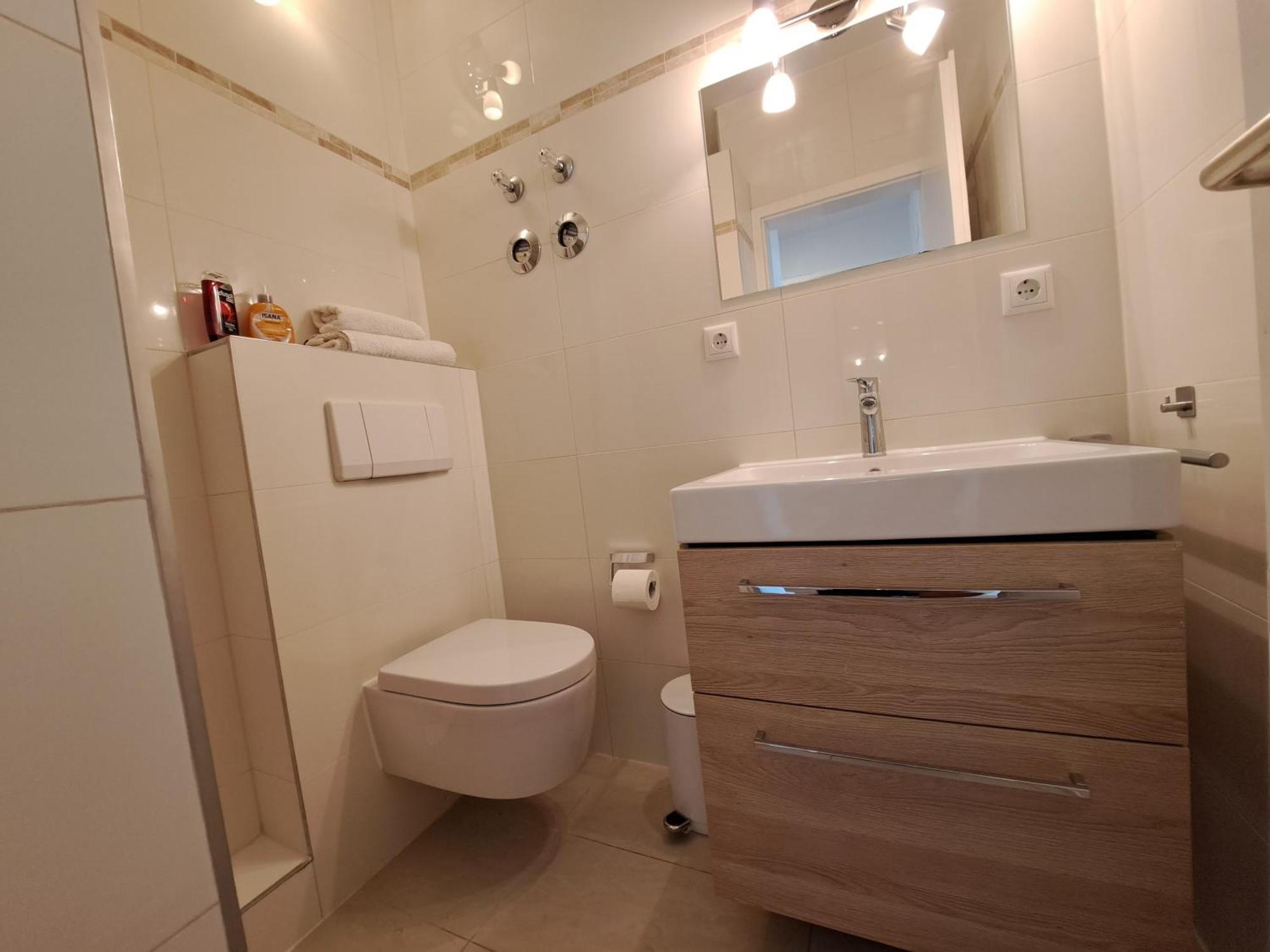 East Park Baumkirchner Str 18 Апартаменты