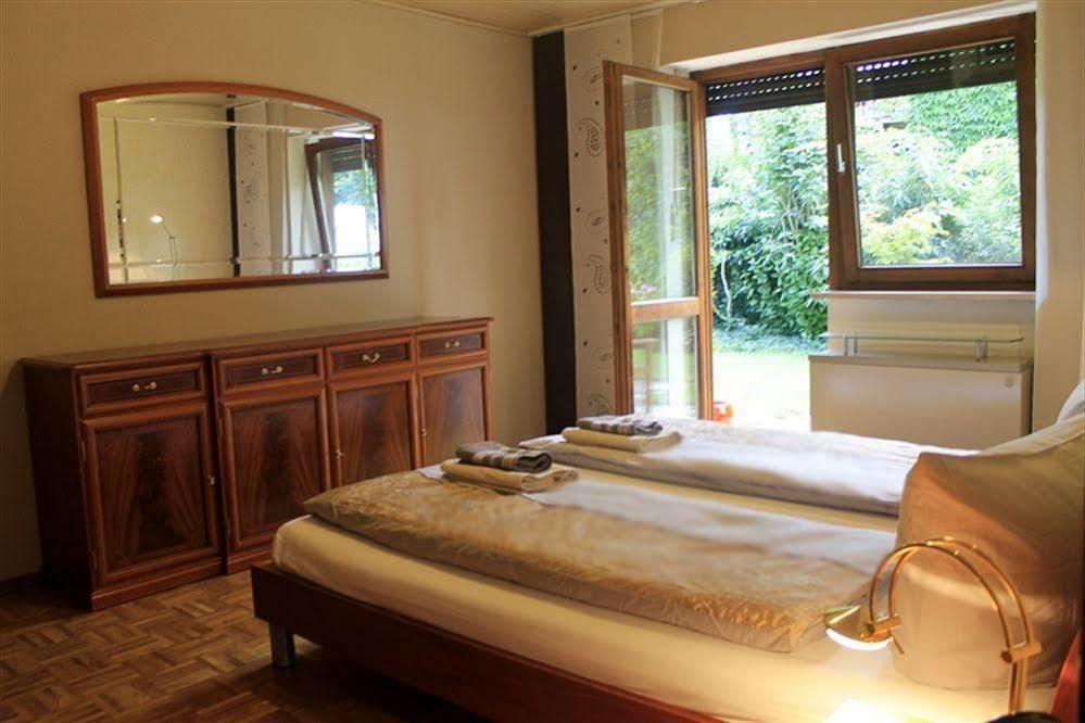 East Park Baumkirchner Str 18 Апартаменты