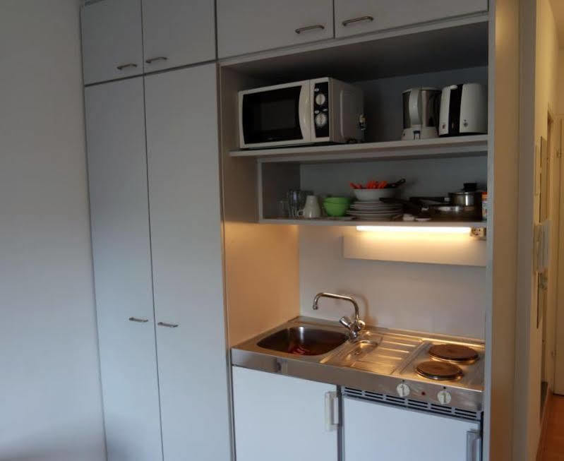 Апартаменты East Park Baumkirchner Str 18